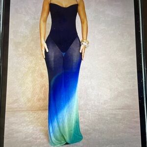 M   NWOT. Blue and Green Ombre Women's Dress